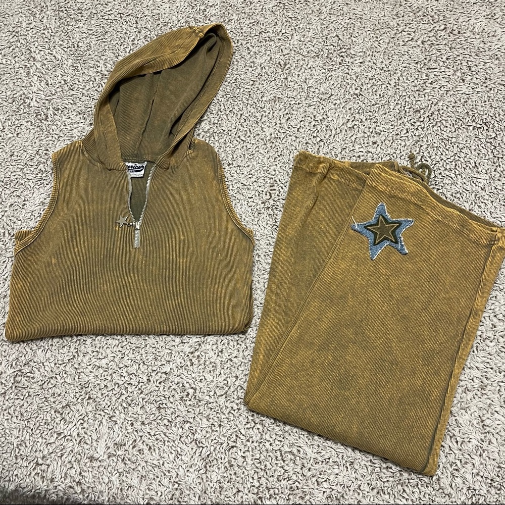 vintage american groove track suit
